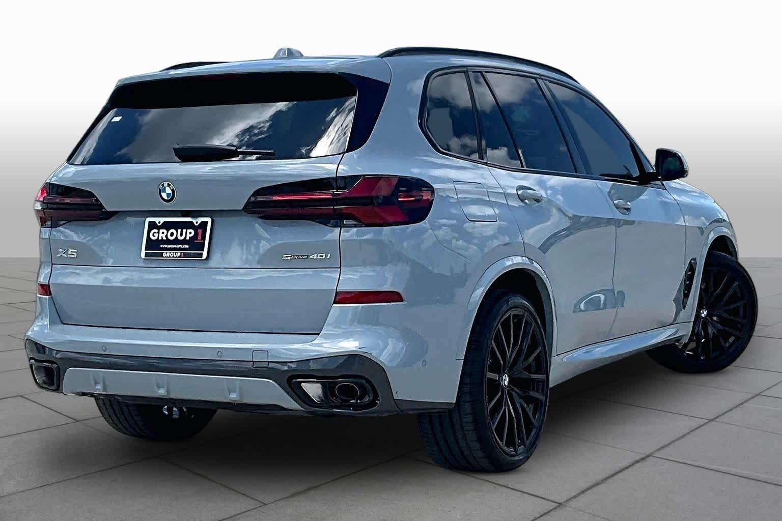 Used 2026 Brooklyn Grey Metallic BMW sDrive40i image 12