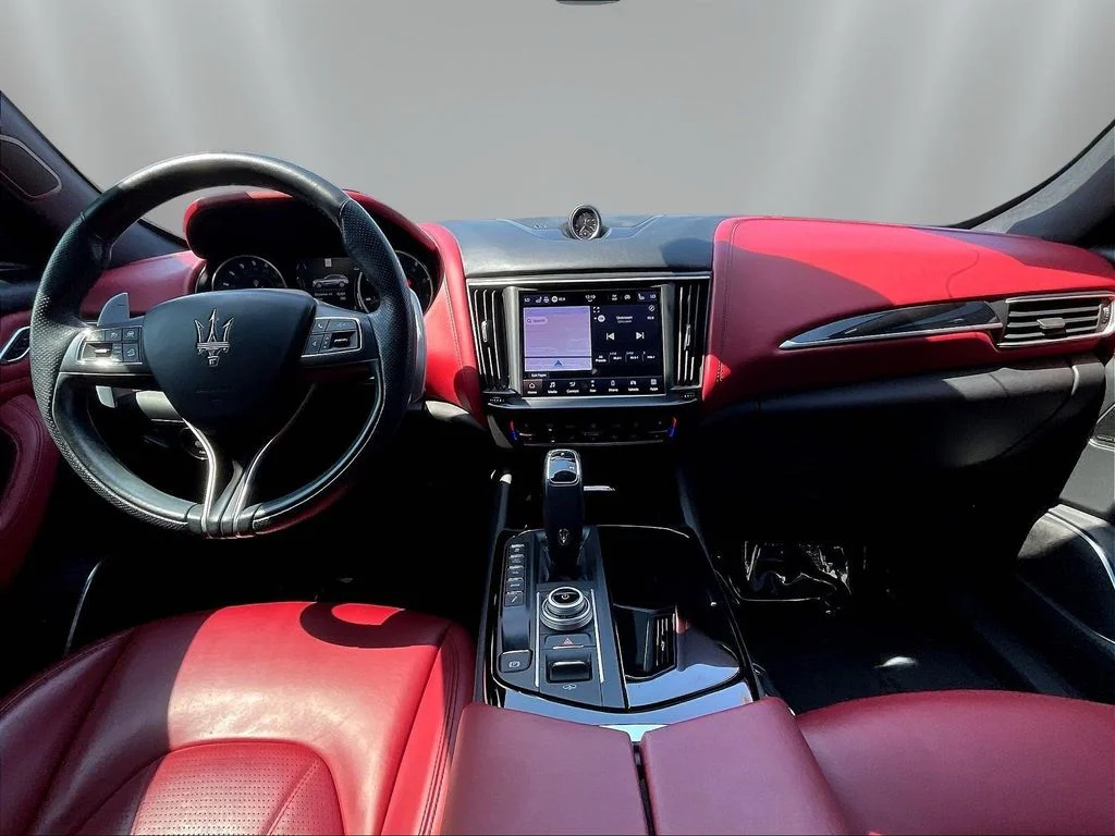 Used 2022 Bianco Maserati Modena image 7