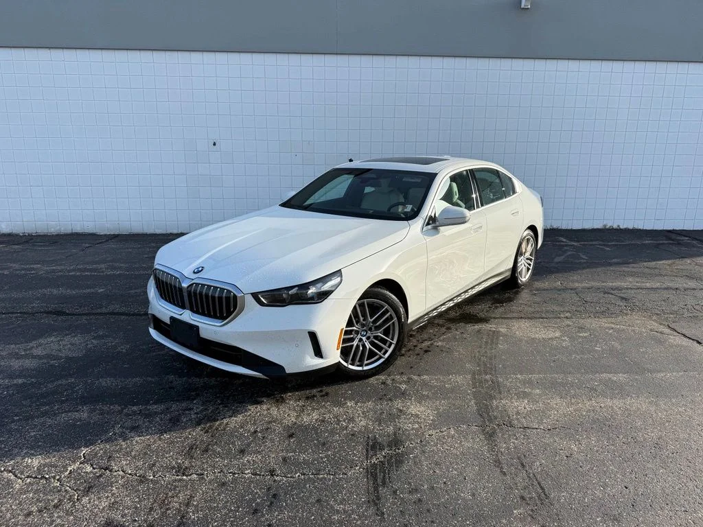 2024 BMW 5 Series 530i xDrive Sedan's photo