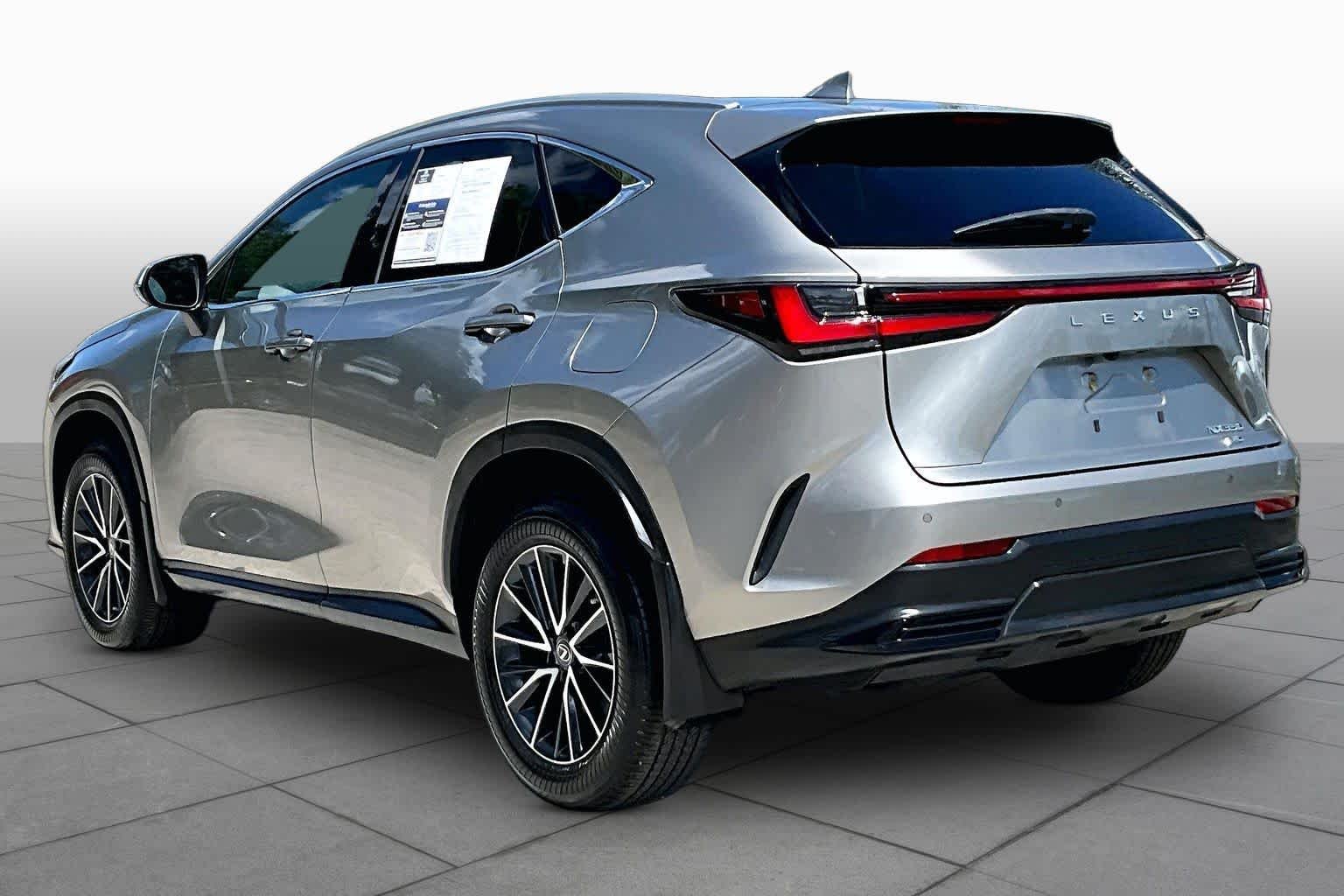Used 2023 Atomic Silver Lexus Premium image 12
