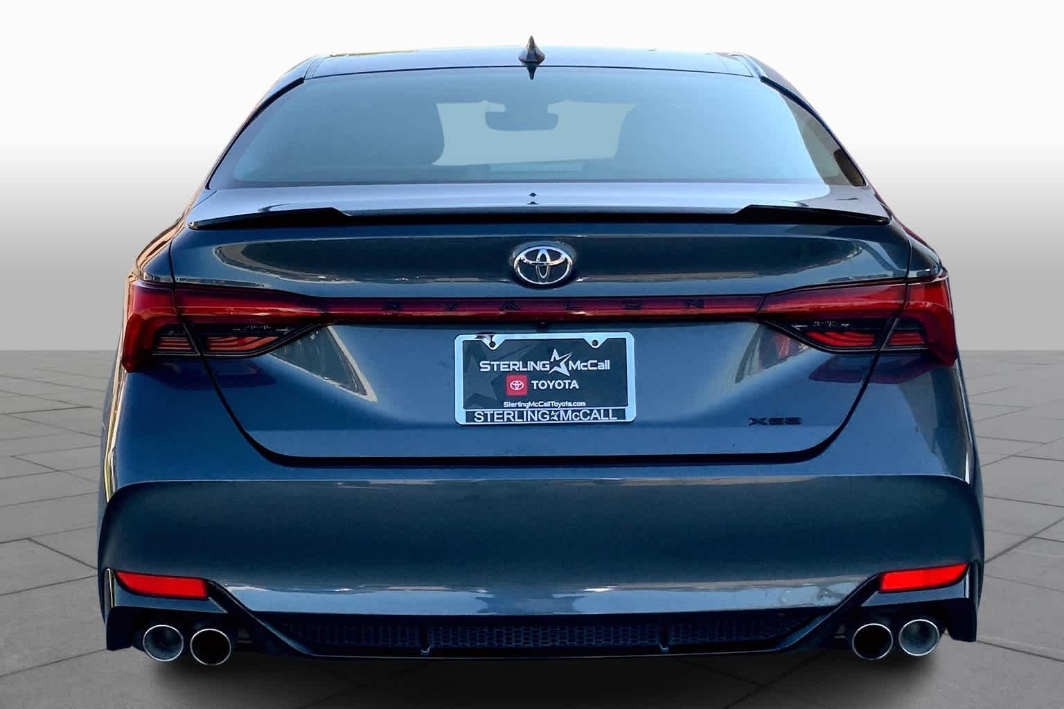 Used 2019  Toyota XSE image 4
