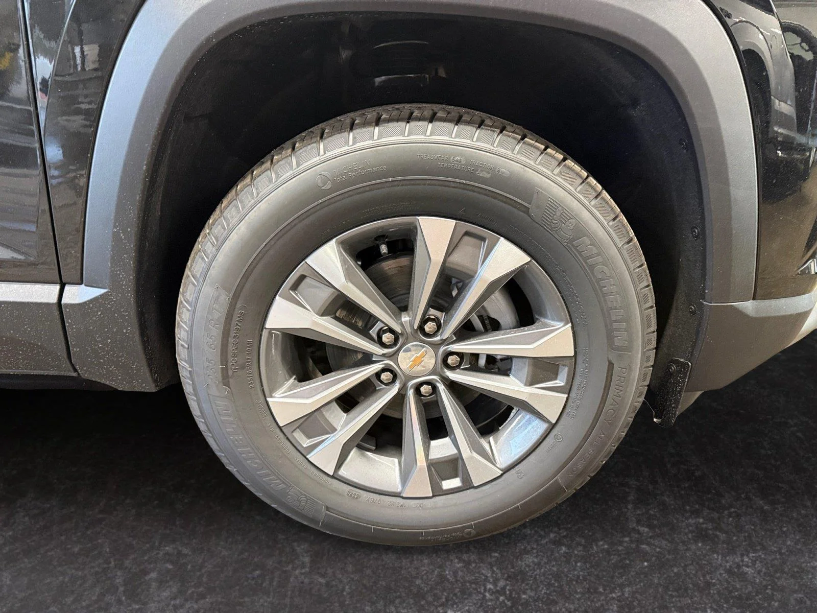 2027 Chevrolet Equinox LT - Photo 29