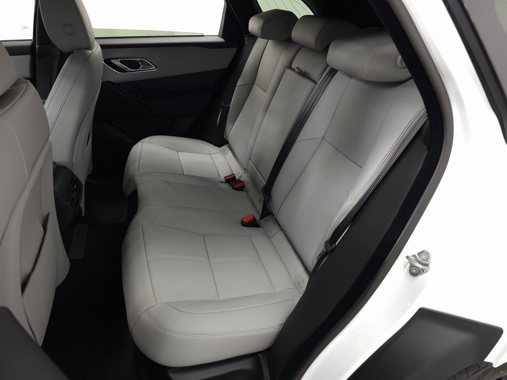 2026 LAND ROVER RANGE ROVER VELAR - Image 31