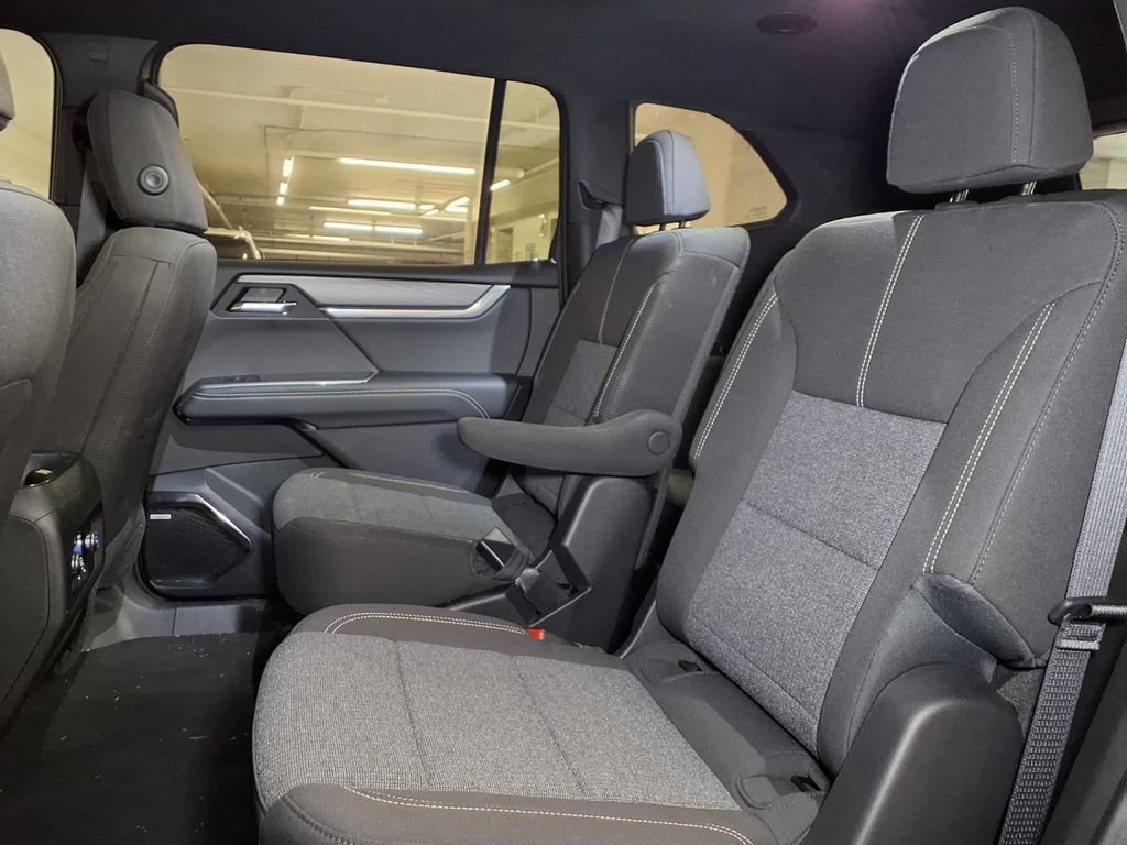 2026 GMC Acadia Elevation - Photo 13
