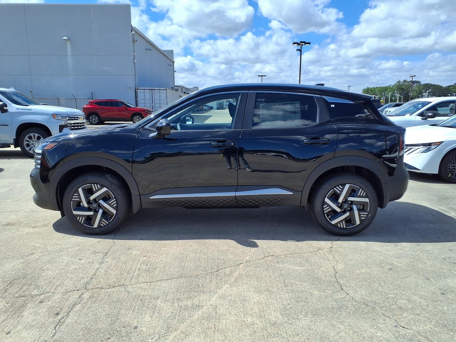 2026 Nissan Kicks SV - 7