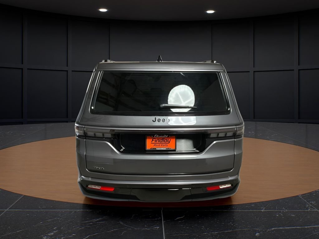 New 2026 Baltic Gray Metallic Clearcoat Jeep Limited Altitude image 4
