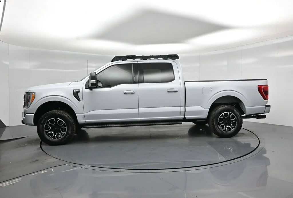Used 2022 White Ford XLT image 27
