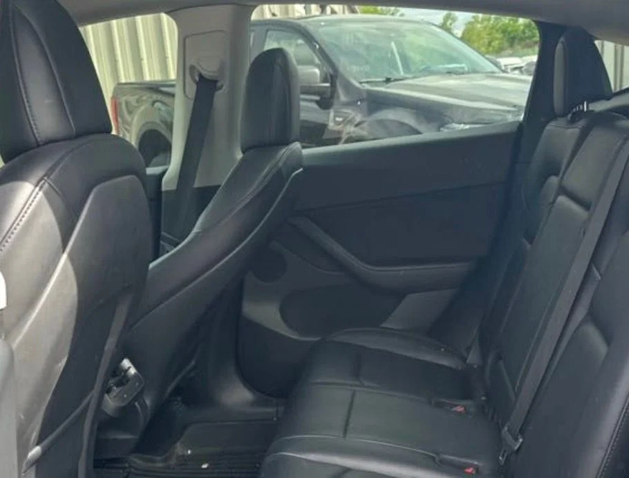 Used 2022 Blue Tesla Long Range image 11