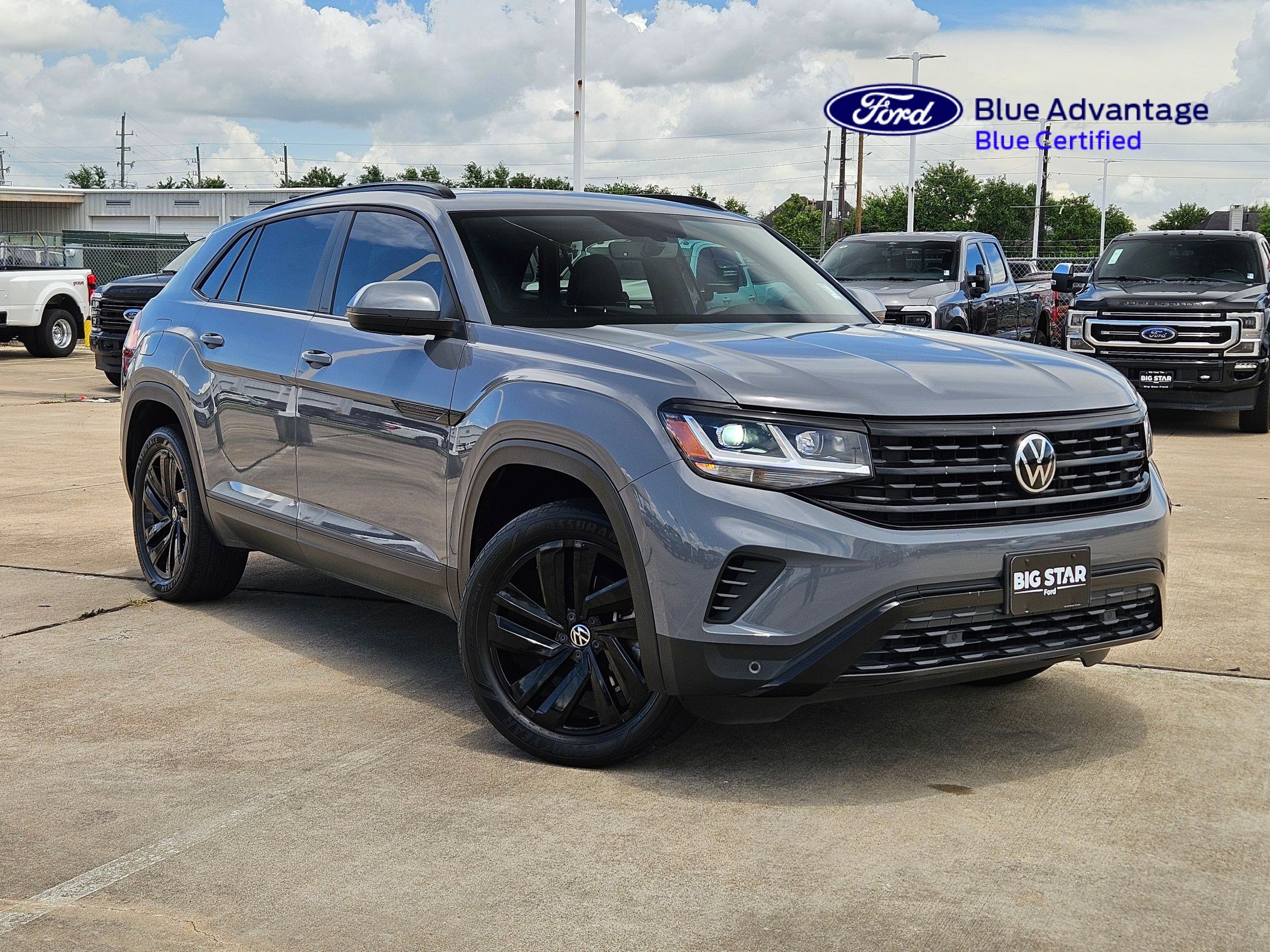 2022 Volkswagen Atlas Cross Sport 3.6L V6 SE w/Tech's photo