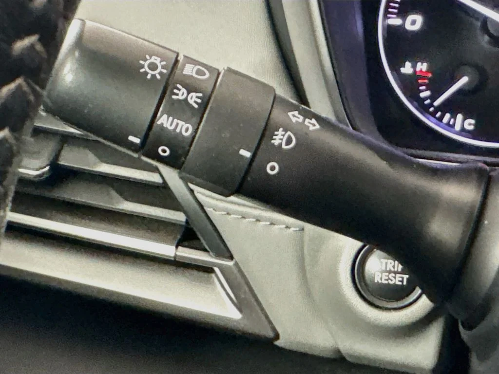 Used 2021 Gray Subaru Limited image 12