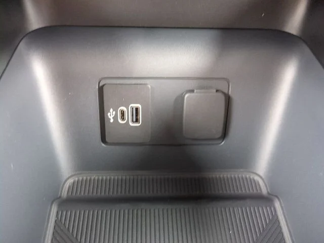 New 2026 Agate Black Metallic Ford Tremor® image 22