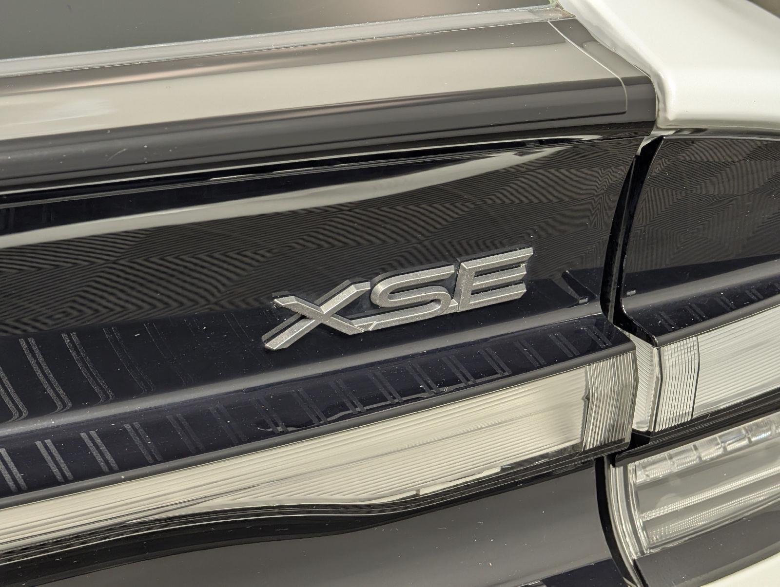Used 2023 Wind Chill Pearl Toyota XSE image 8