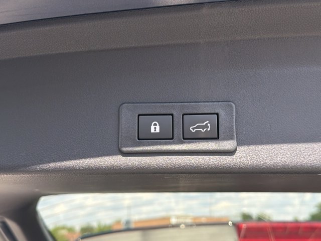 Used 2023 Blue Subaru Onyx Edition image 41