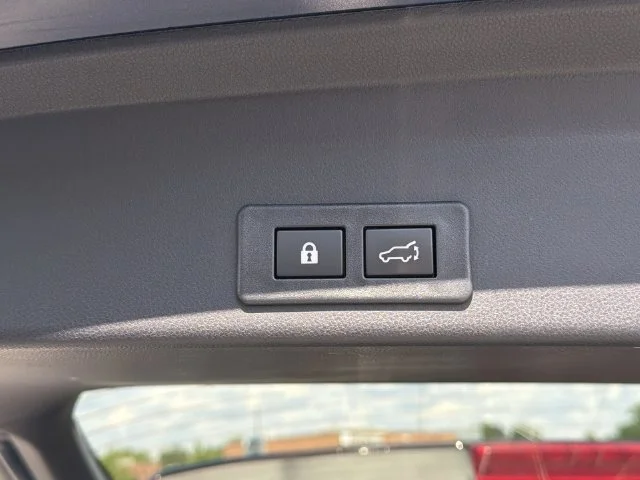Used 2023 Blue Subaru Onyx Edition image 41