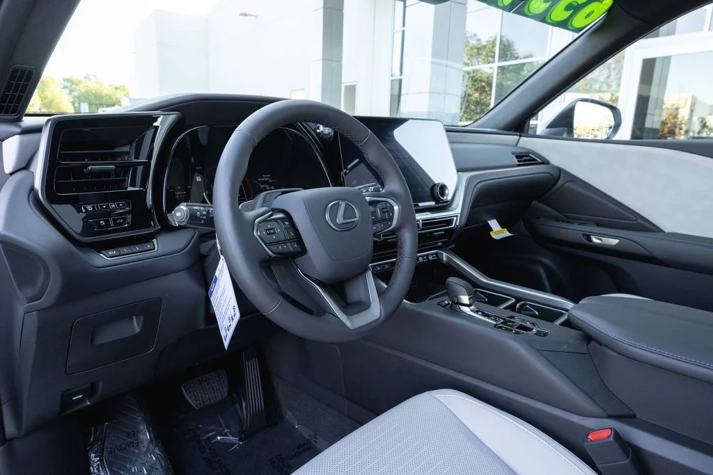 2026 Lexus TX Premium - Photo 10