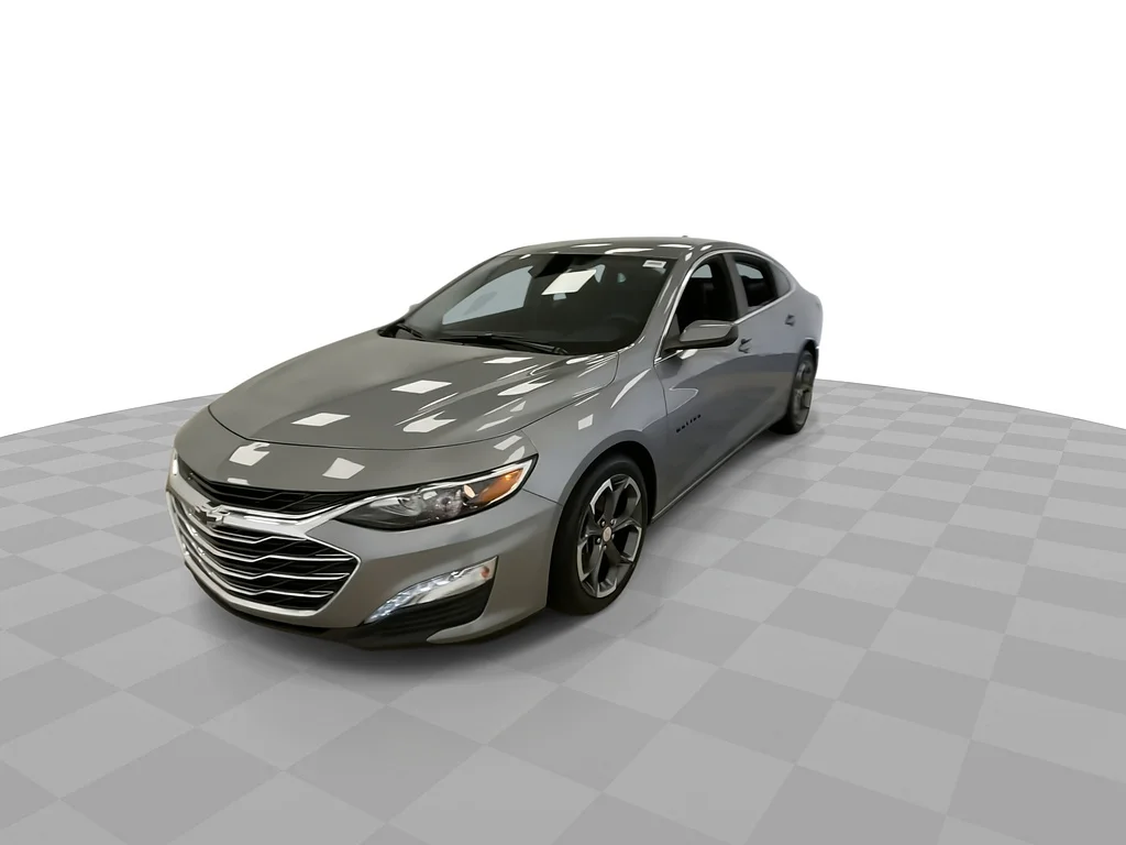 Used 2024 GRAY Chevrolet LT image 6