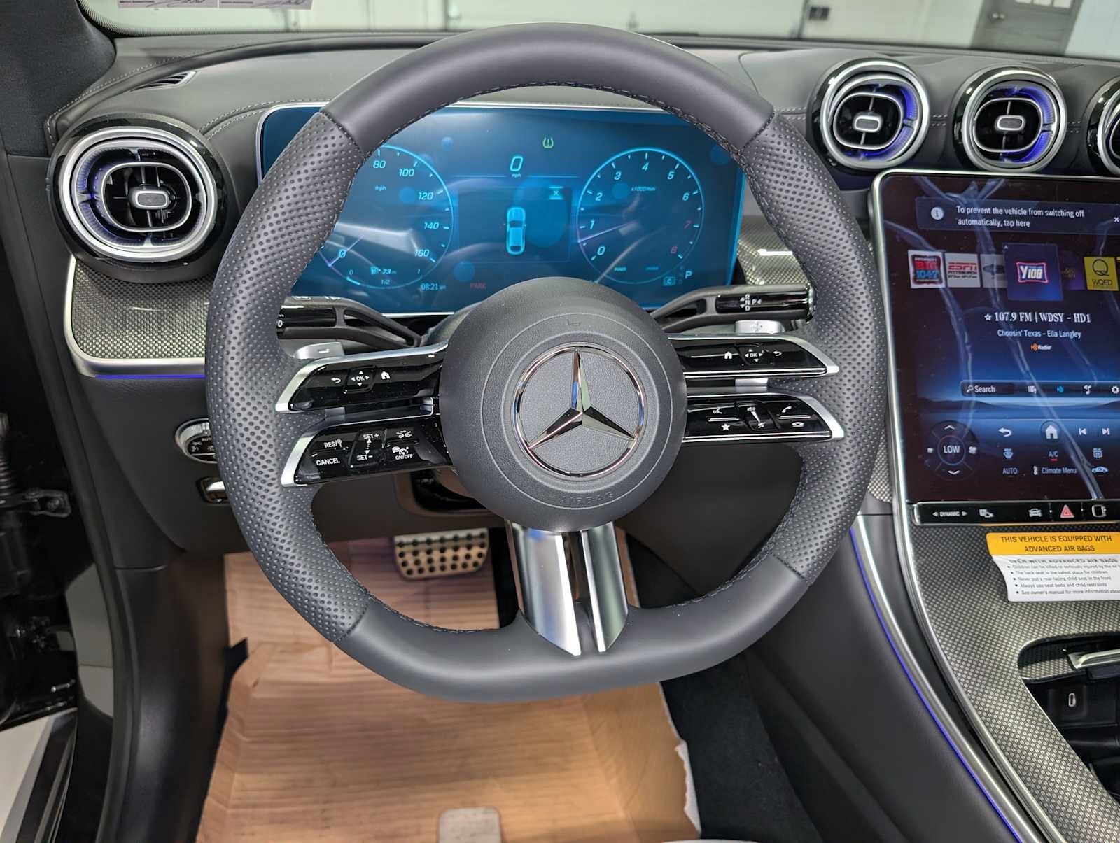 New 2026 Graphite Grey Metallic Mercedes-Benz GLC 300 image 28
