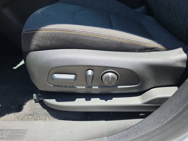 Used 2024 Summit White Chevrolet LT image 17