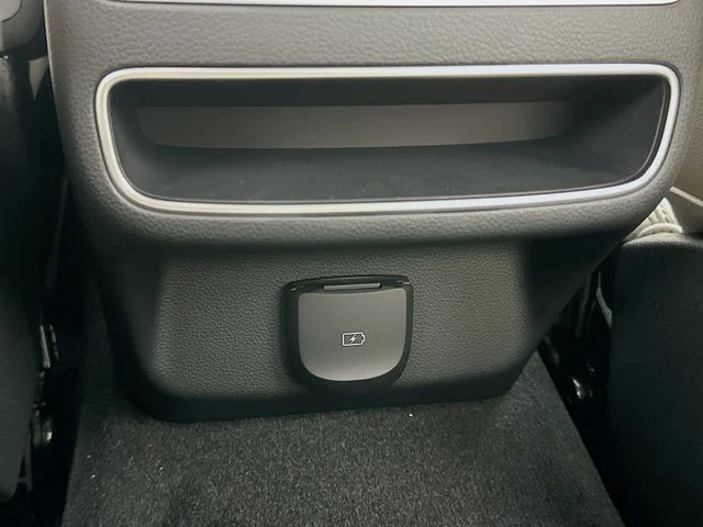 New 2026 Gray Genesis 2.5T Select image 13