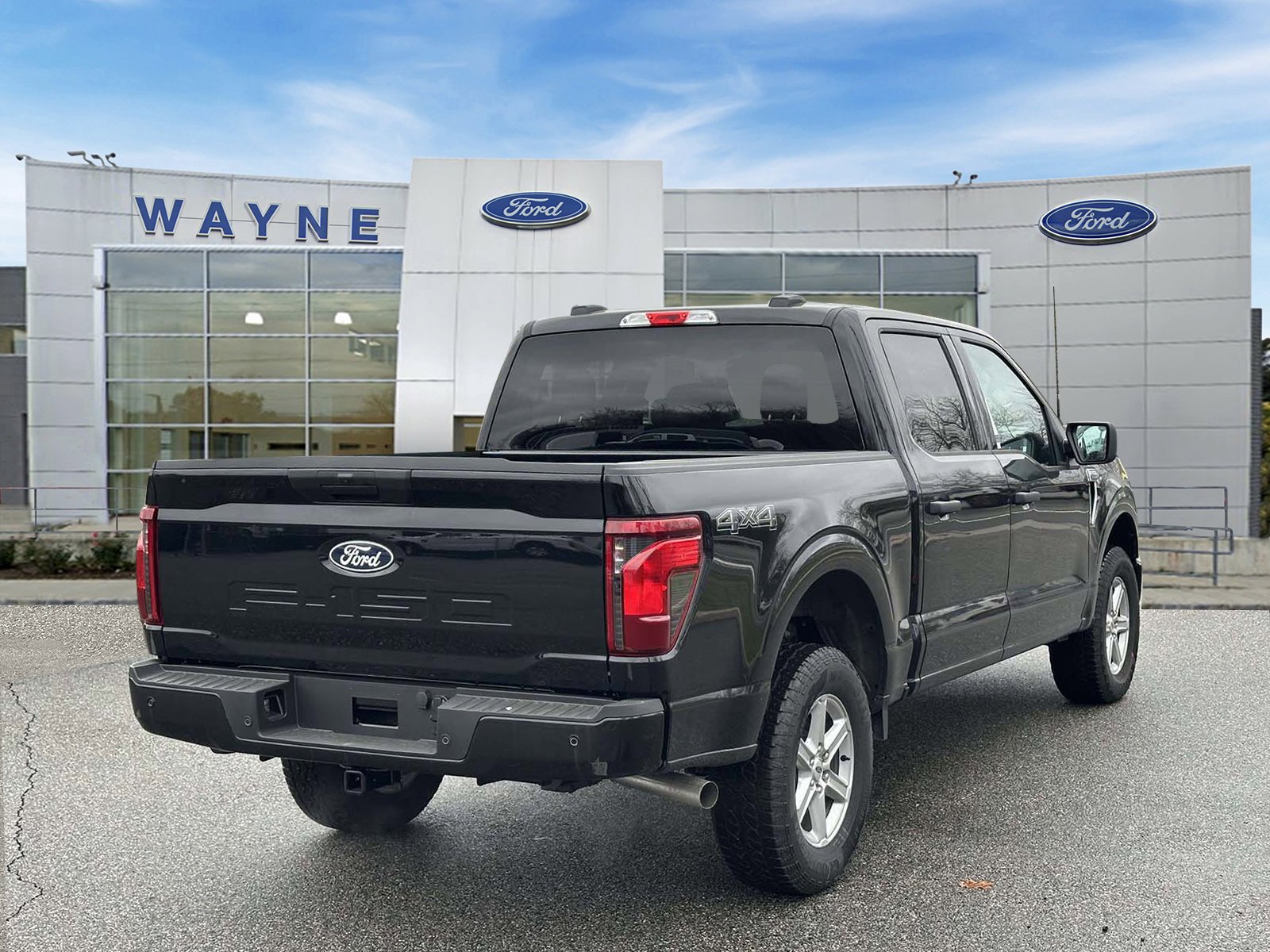 New 2026 Agate Black Metallic Ford XLT image 4