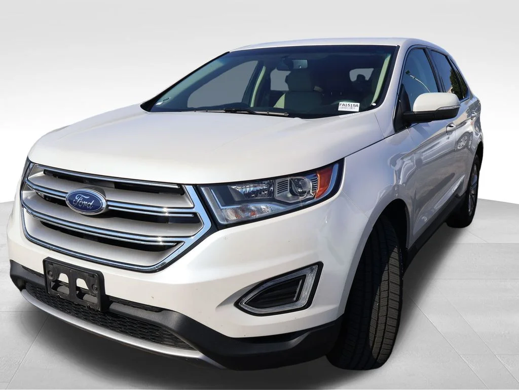 Used 2015 White Platinum Clearcoat Metallic Ford SEL image 8