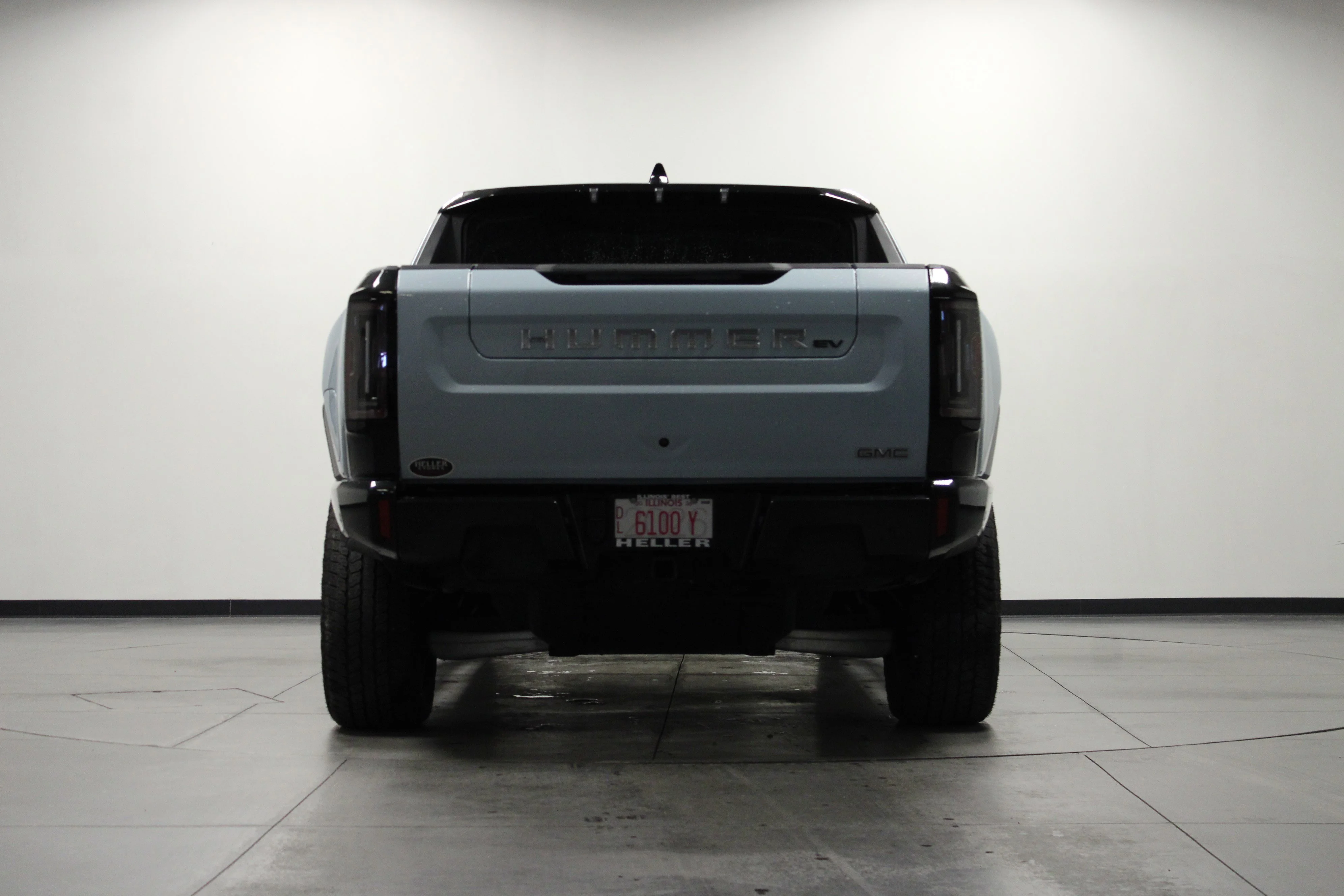 Used 2025 Tide Metallic (No Longer available to order) GMC 2X image 5