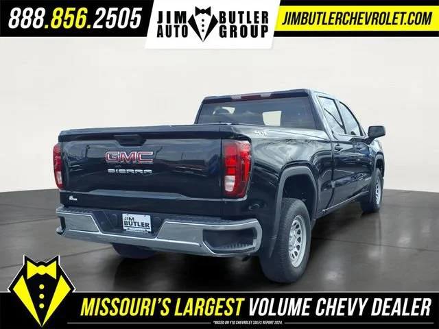 Used 2024 Onyx Black GMC Pro image 21