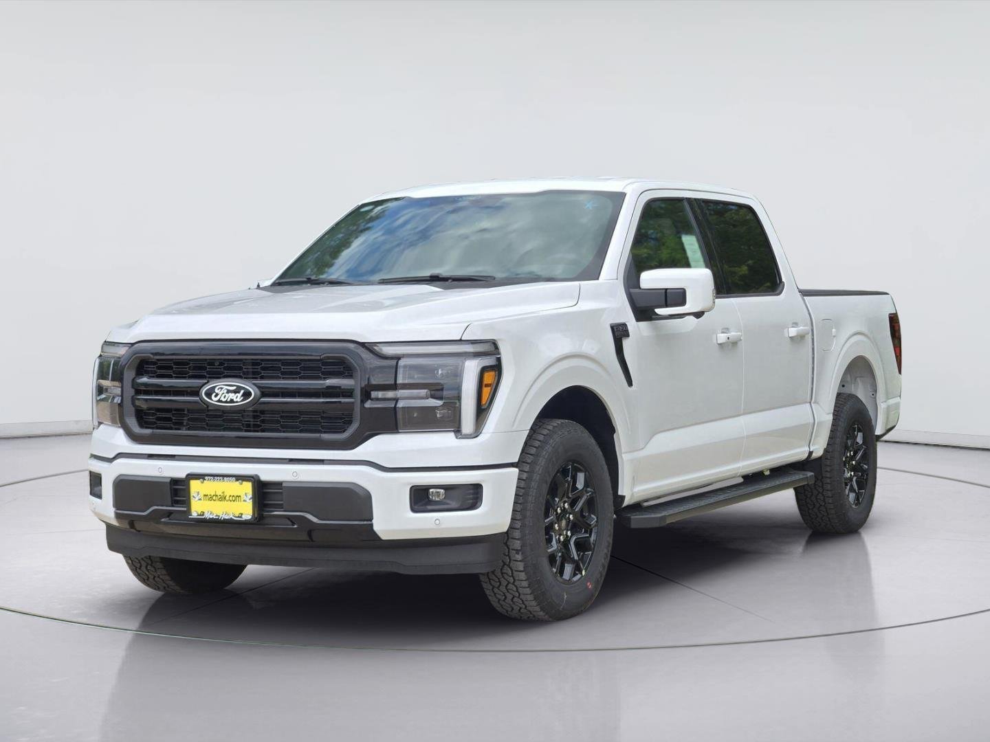 New 2026 Oxford White Ford Lariat® image 2