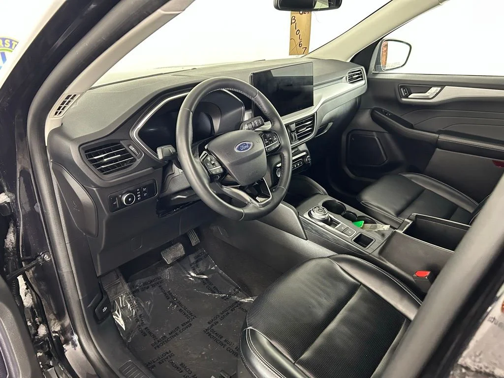 Used 2024 Black Ford Platinum image 13