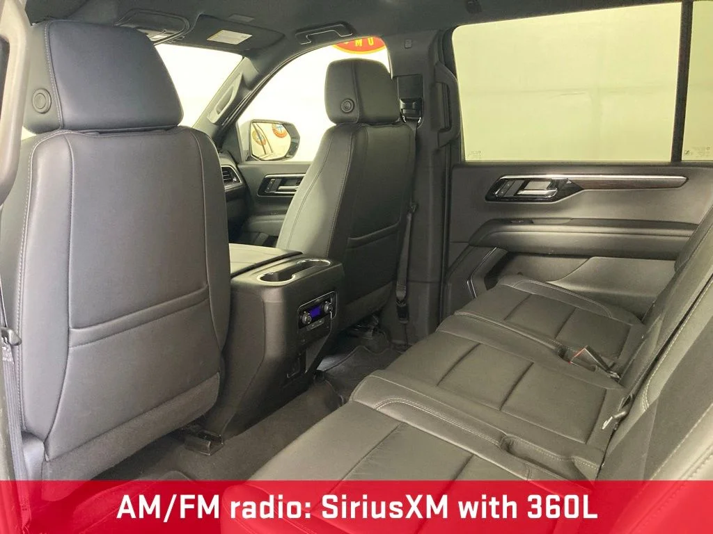 Used 2025 Gray Chevrolet Z71 image 16