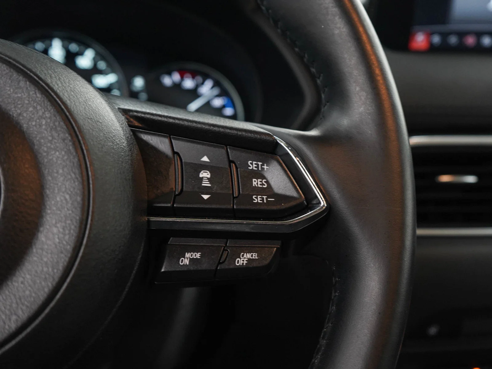 Used 2019 Machine Gray Metallic Mazda Grand Touring Reserve image 27