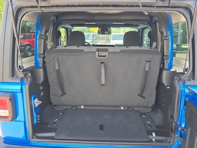 New 2026 Hydro Blue Pearlcoat Jeep Sport S image 28