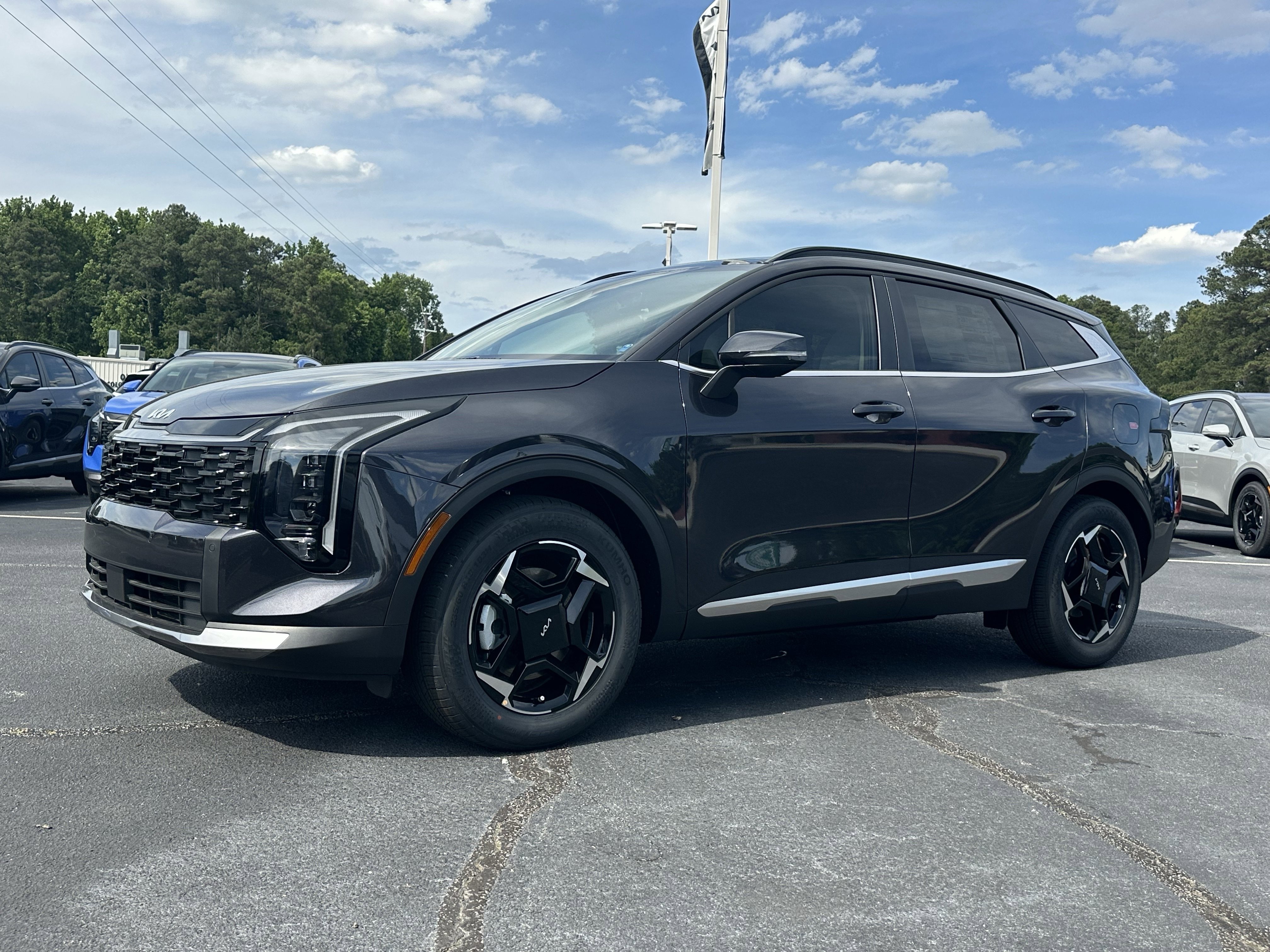 New 2026 Panthera Metal Kia EX image 4