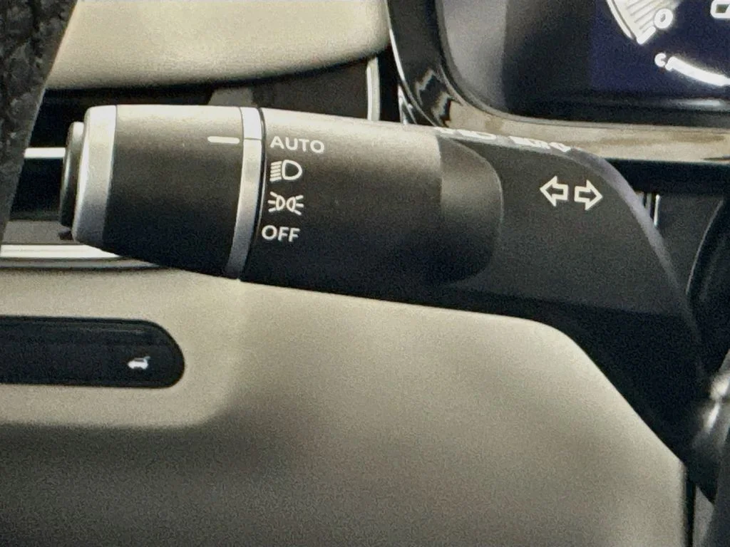 Certified Used 2026 Black INFINITI PURE image 15
