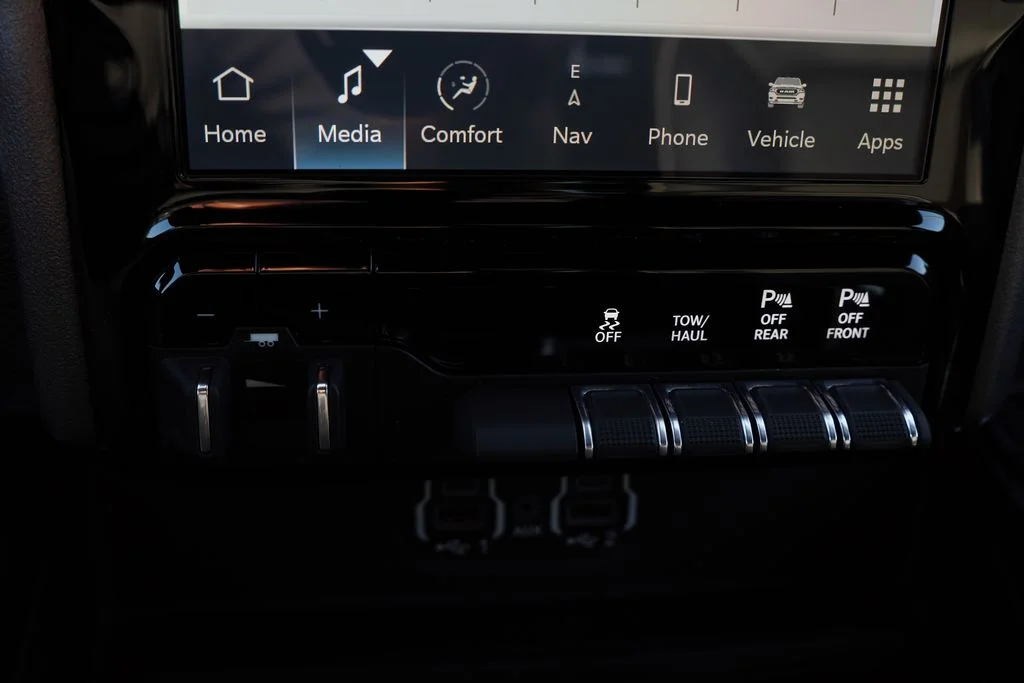 Used 2023 Red Ram Laramie image 29