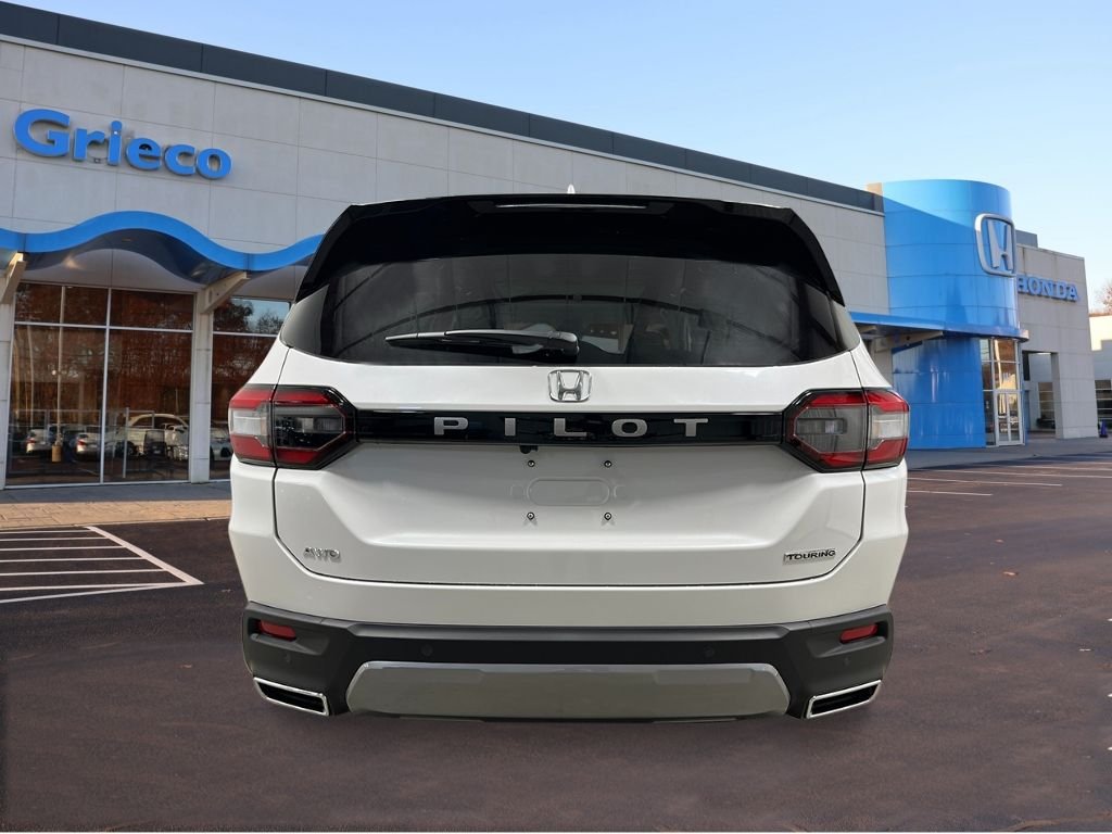New 2026 Platinum White Pearl Honda Touring image 4