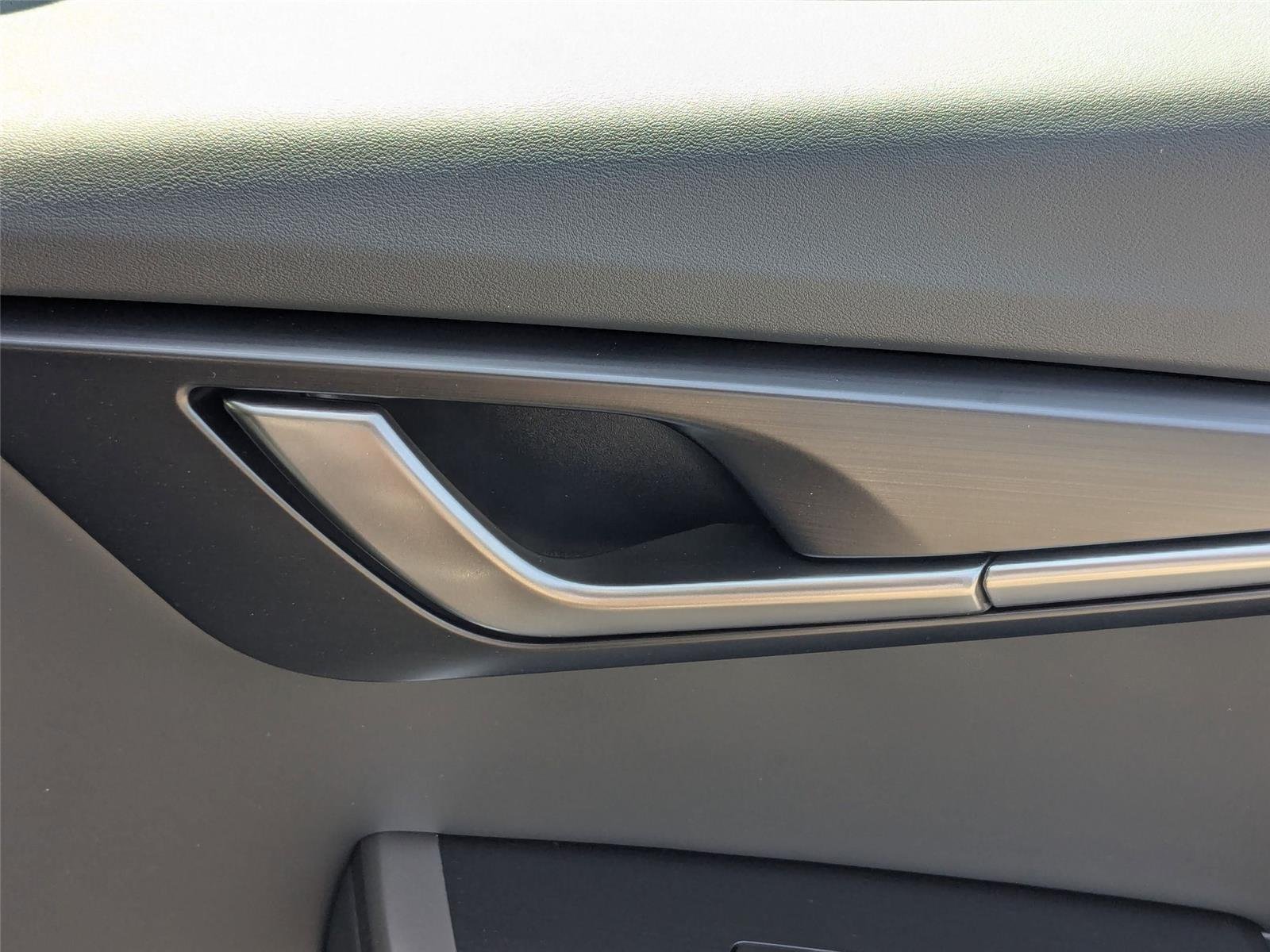 2025 Kia EV6 Wind - Photo 34