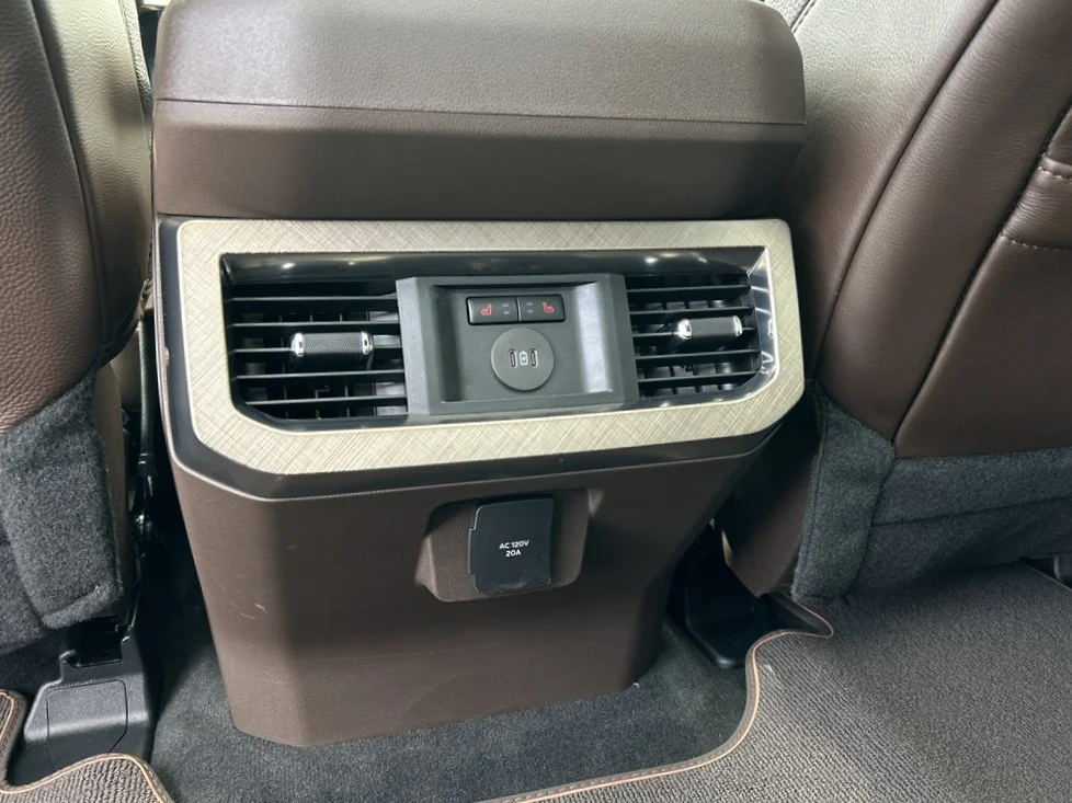 New 2026 Star White Metallic Tri-Coat Ford F-350® King Ranch® image 26
