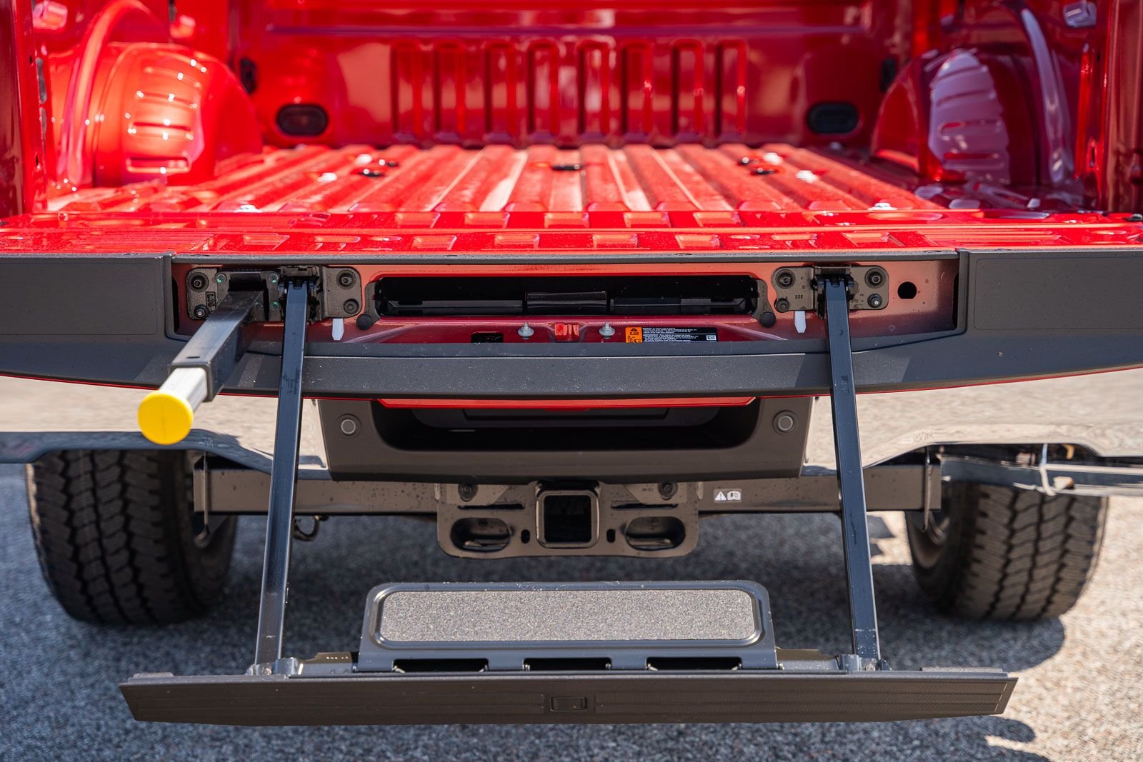 New 2026 Ruby Red Metallic Tinted Clearcoat Ford F-250® Lariat® image 20