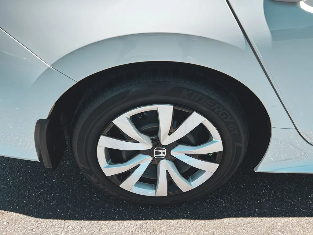 2024 Honda Civic LX - Photo 12