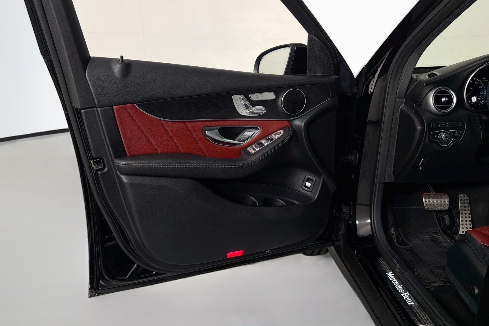 Certified Used 2022 Black Mercedes-Benz 300 image 22