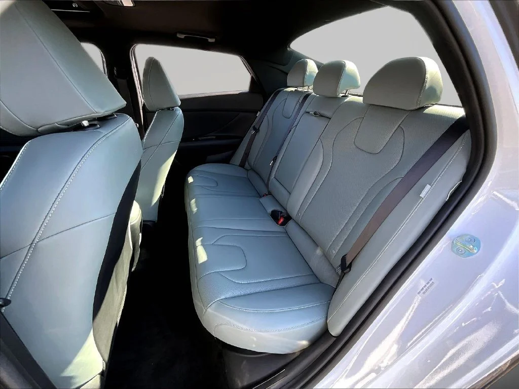 Used 2026 White Hyundai Limited image 22
