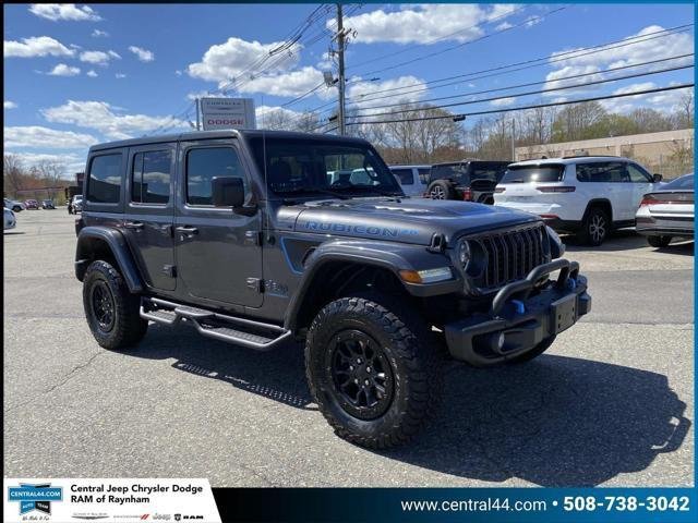 Used 2023 Granite Crystal Metallic Clearcoat Jeep Willys image 1