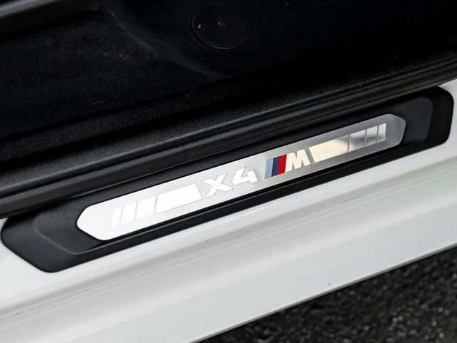 Used 2020 Alpine White BMW Base image 32