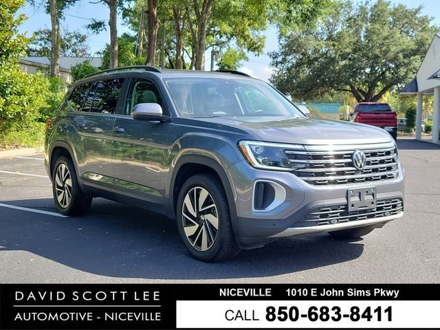 Used 2025 Gray Volkswagen 2.0T SE w/Technology image 1