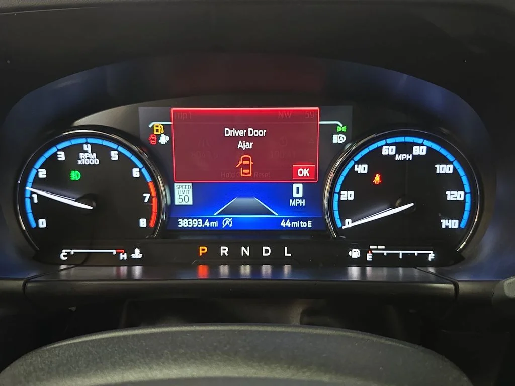Used 2022 Silver Ford Outer Banks image 18