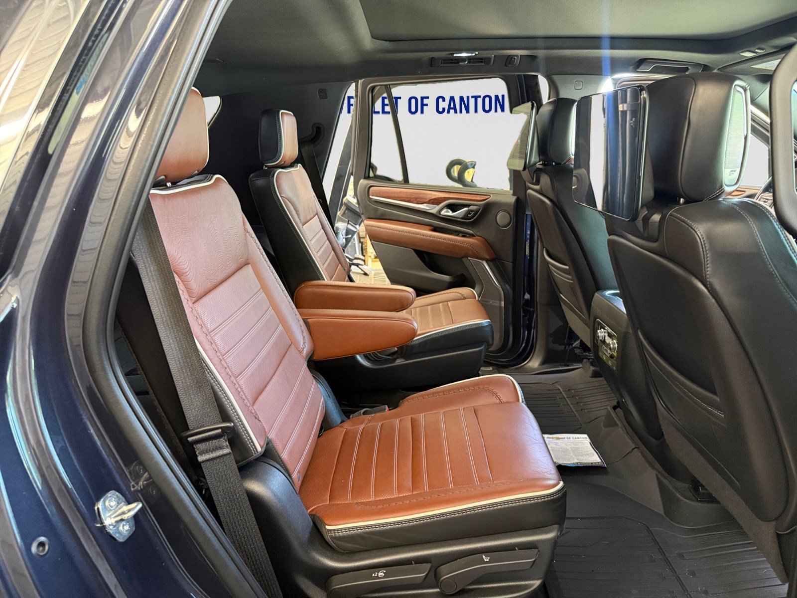 2023 GMC Yukon Denali Ultimate - Photo 15