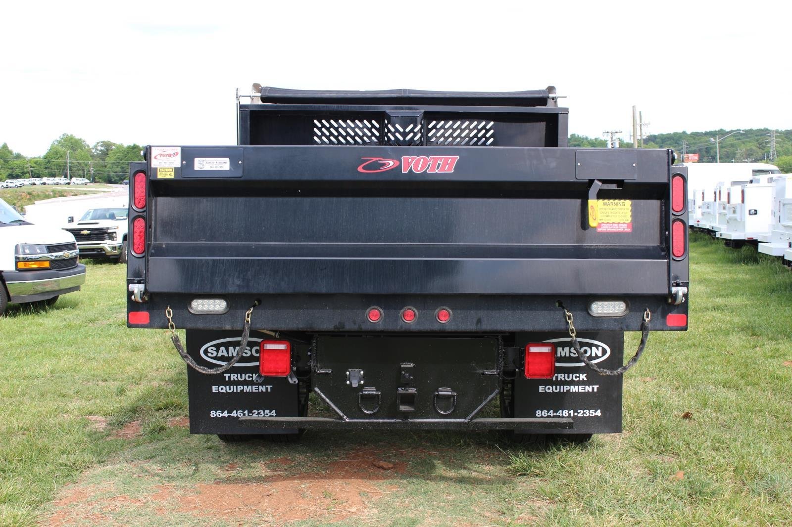New 2026 Summit White GMC Pro image 5