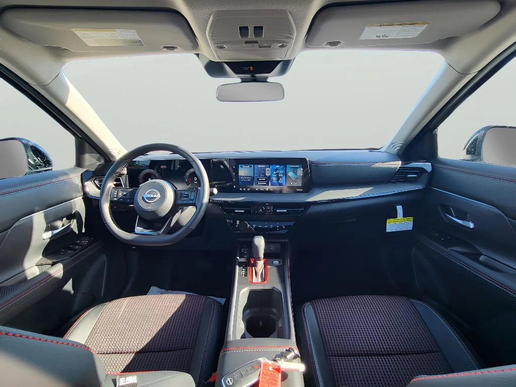 New 2026 Aspen White Tricoat Nissan SR image 10