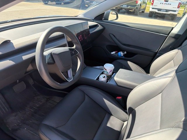 Used 2025  Tesla Long Range image 5